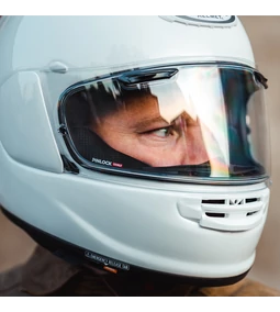 Mi az a Pinlock lencse és hogyan működik?