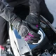 Kép 3/7 - SHIMA Hero Lady (női) motoros kesztyű, fekete-pink
